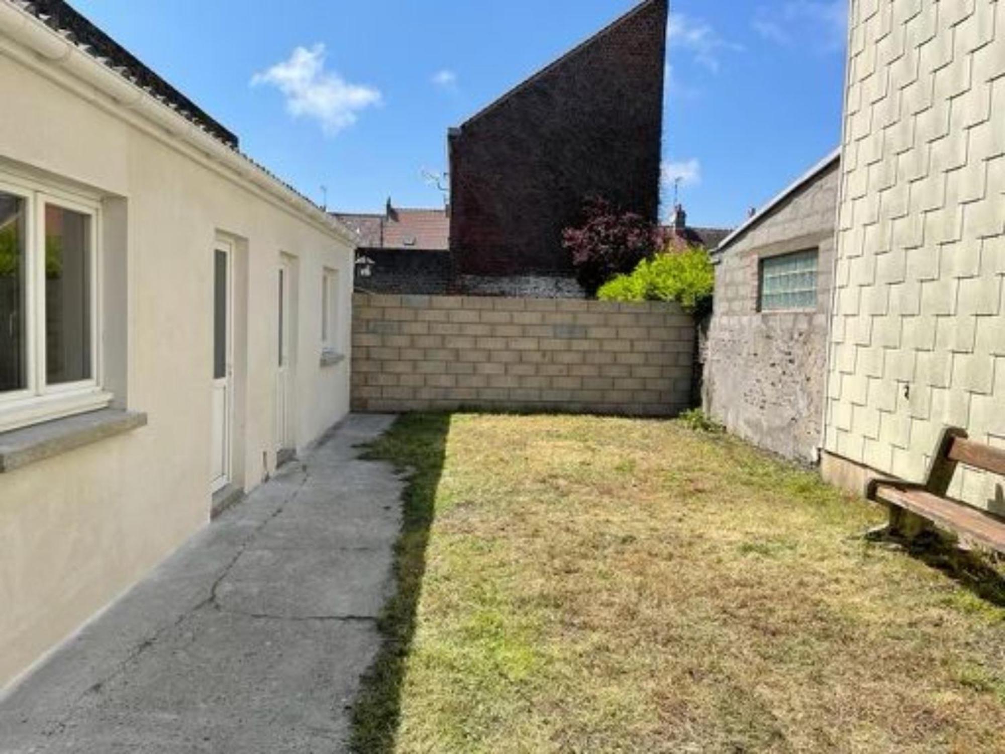 Apartamento Le Vinci Calais Exterior foto